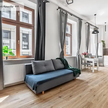 Regnum Noctis Piotrkowska 44 Apartment