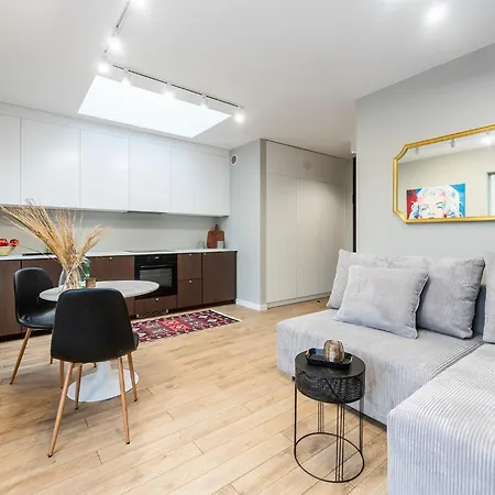 Regnum Noctis Piotrkowska 44 * Łódź